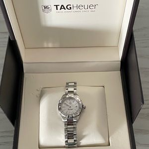 TAG HEUER AQUARACER QUARTZ 27MM WATCH WITH BOX!